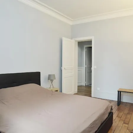 -votre Nid Familial Parisien - Batignolles * פריז